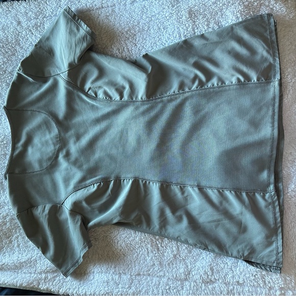 Cherokee Infinity scrub top - Picture 4 of 4